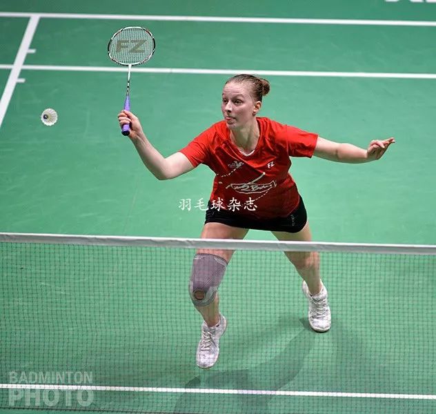 膝盖前叉韧带损伤恢复训练第一周,膝关节左侧韧带受伤如何康复训练