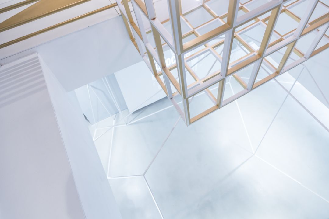 上塘路这家店从不开门？奇怪……这到底是什么神仙操作？