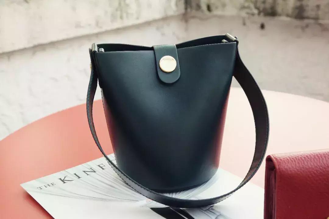 千元包包轻奢品牌,5千左右的经典款包包