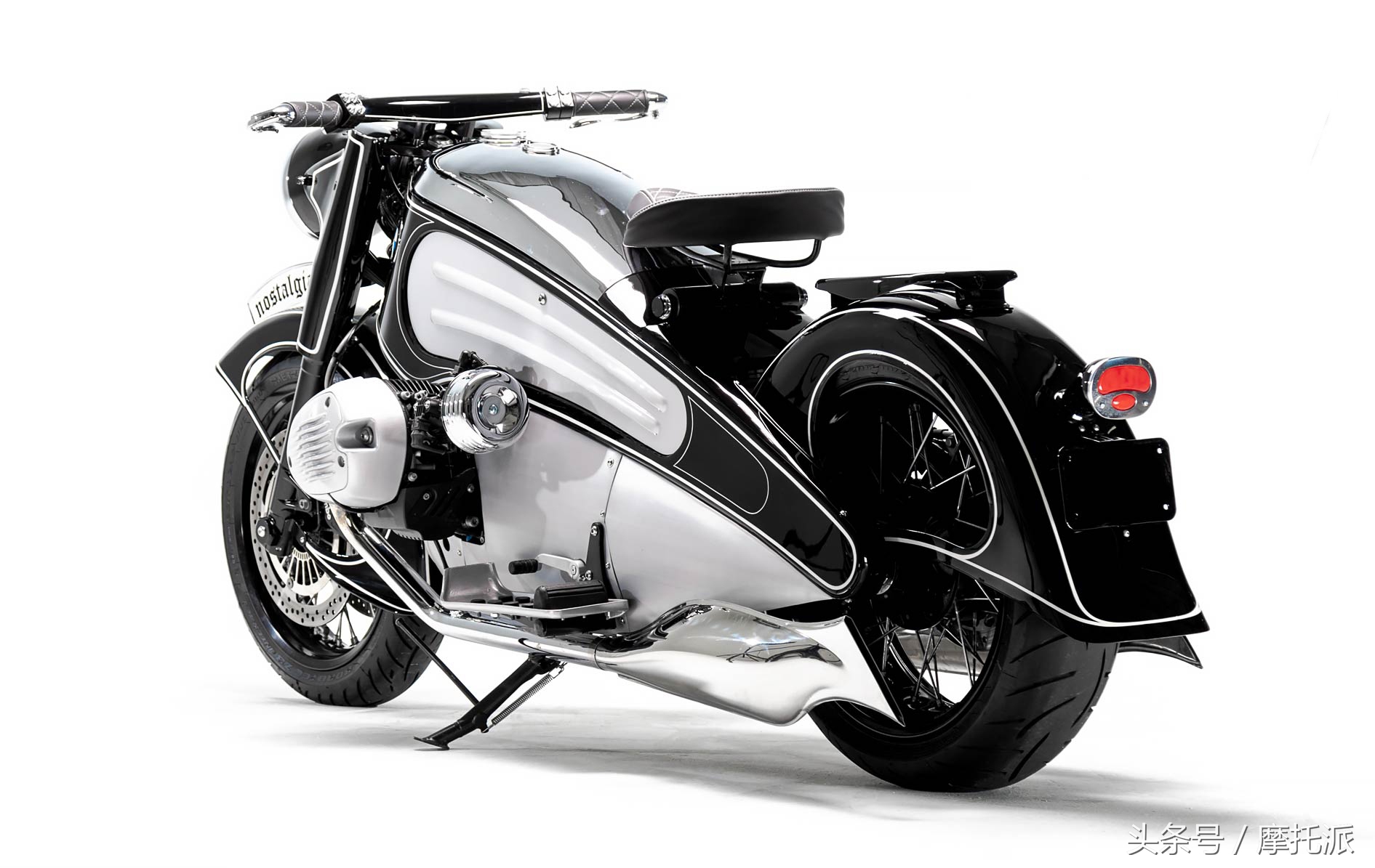 把80多年前的宝马概念摩托车变成现实，售价仅34.5万元