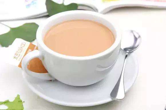 秋冬口红黄皮显白,最显白的秋冬口红好看到爆炸