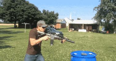 看起来很炫酷的盘玩手法,超级炫酷的换弹方式