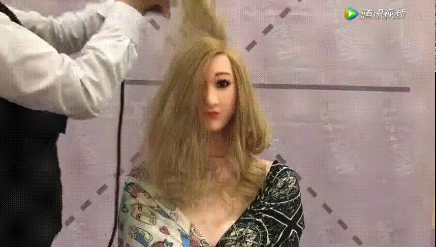 造型梳怎么吹蓬松,滚梳吹大波浪卷教程