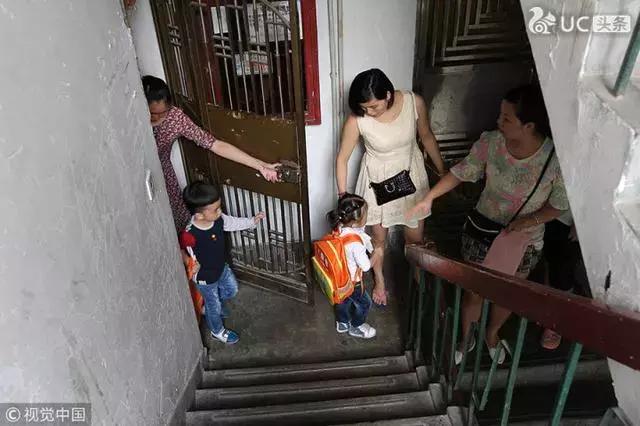 幼师打孩子被家长打,幼师打孩子被家长暴揍后续