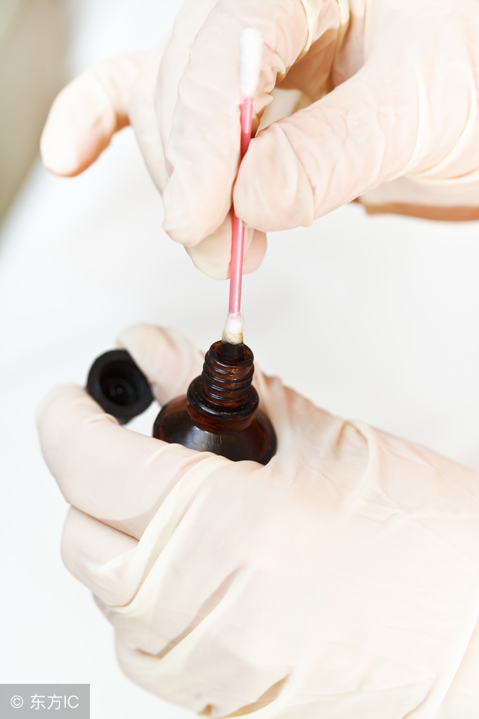 擦伤消毒需要消几次,擦伤口不痛的消毒水有哪种