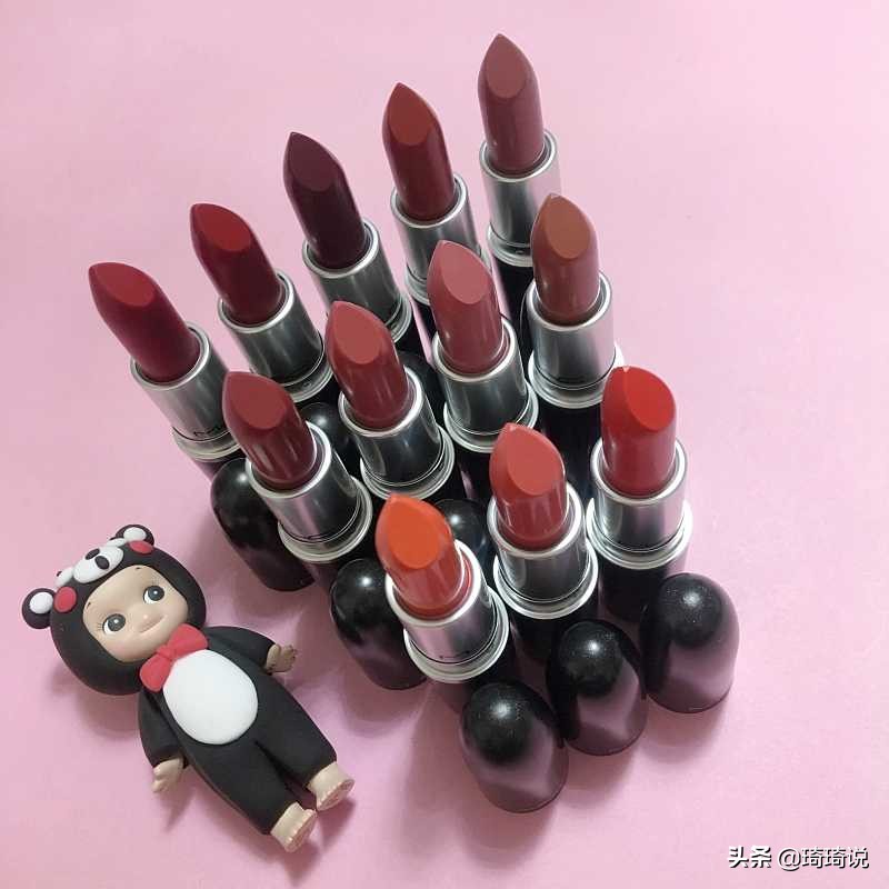 不掉色保湿滋润防水持久显白口红,秋冬显白气质大牌口红