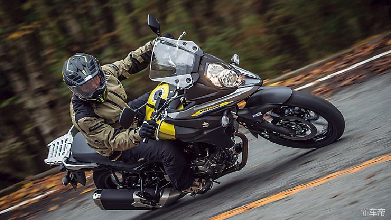 雅马哈900tracer对比铃木1050,2020款雅马哈tracer900gt骑行技巧