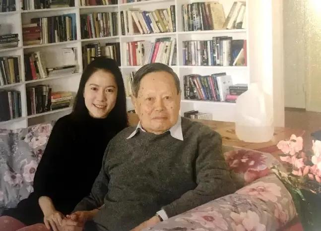 翁帆嫁给杨振宁后有没有结婚,翁帆嫁杨振宁之前有没有结过婚