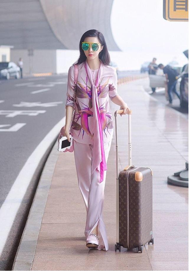 范冰冰穿亮片西服套装,范冰冰穿高定服