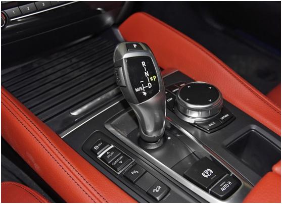 17款宝马x6和2020款x6哪款哪个好,动力表现令人满意