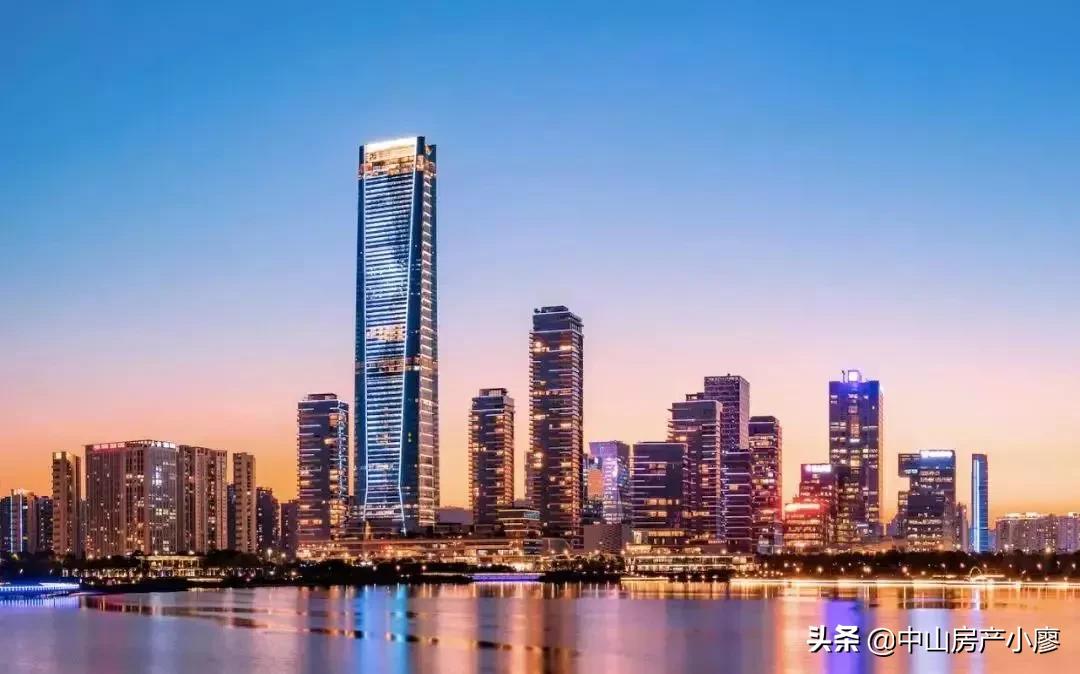 三十而已阔太太包价格,三十而已阔太太穿搭