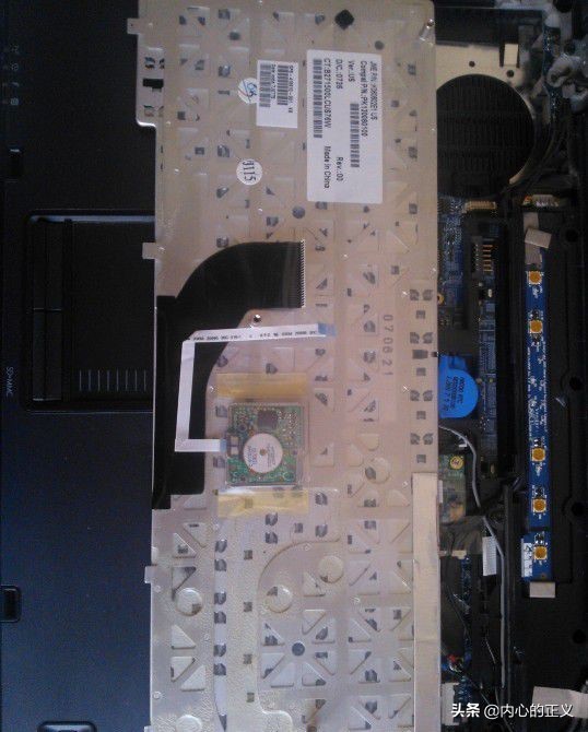 笔记本散热风扇拆解教程,拆解电脑风扇