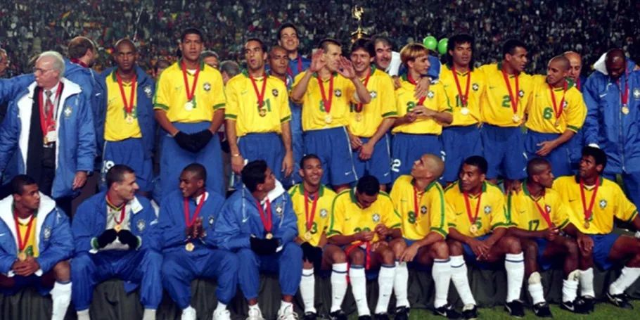 罗纳尔多美洲杯帽子戏法,02年世界杯罗纳尔多华丽过人