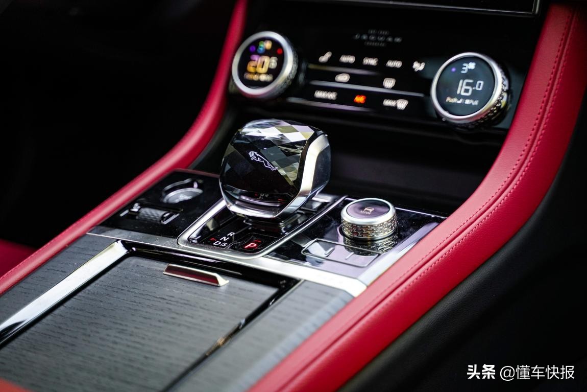 陈震试驾捷豹xfl2021款试驾视频,沉浸式体验24款捷豹xfl尊享豪华