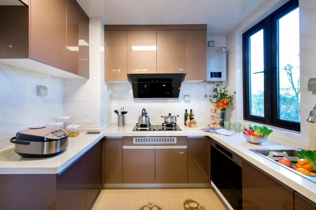 梅溪湖变“瘦”!也来万人围观?低密度,双地铁,“瘦溪湖”要火