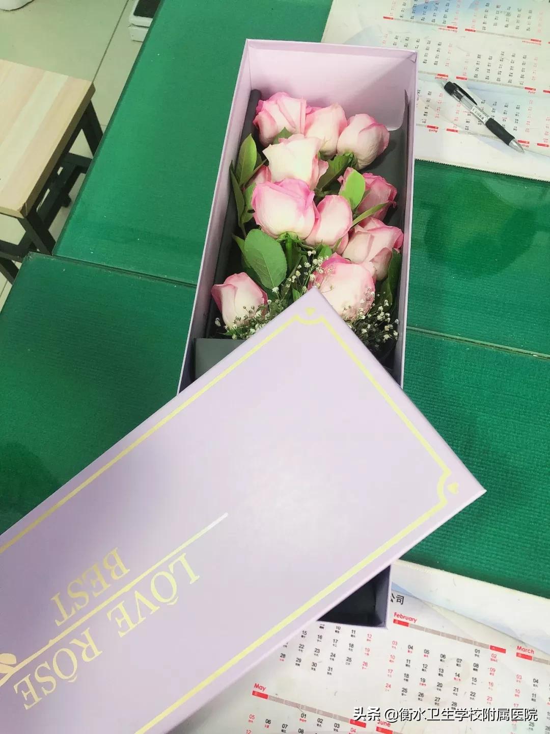 医者服务暖人心患者感恩送锦旗,送医者锦旗的感谢语