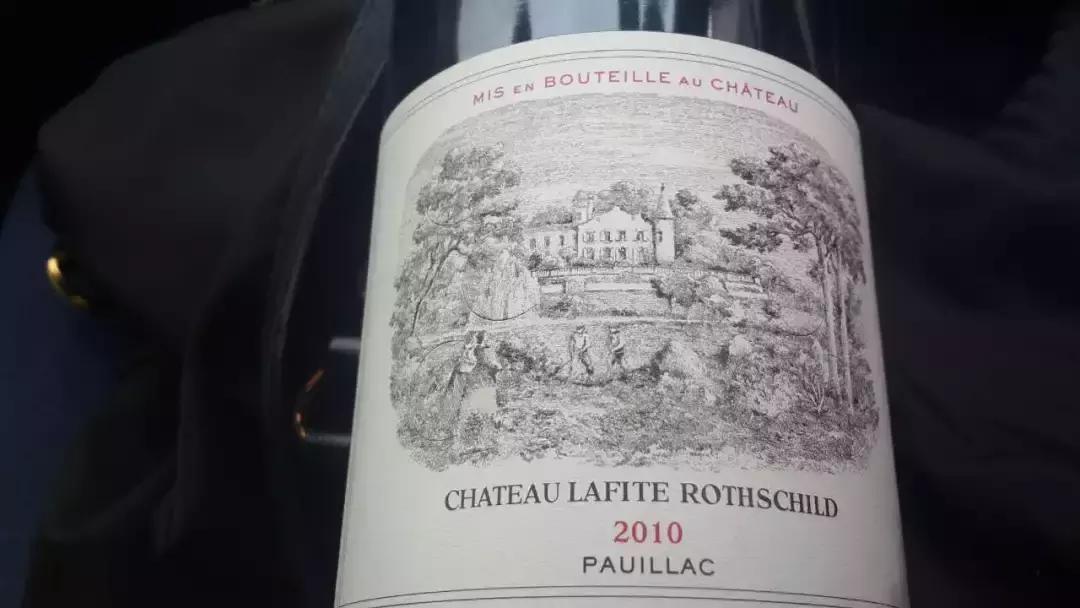 如何辨别真假拉菲,路易拉菲红酒怎么辨别真假