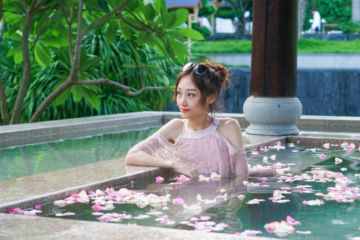 泉州聚龙小镇温泉,聚龙小镇温泉公园酒店别墅团建