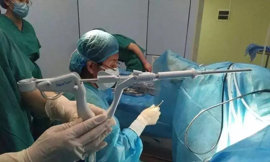 宫腔镜对不孕症诊治的优势,宫腔镜能治好内膜薄吗