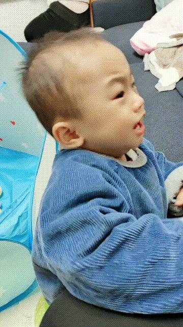 宝宝尖叫日常,宝宝怎么度过尖叫期