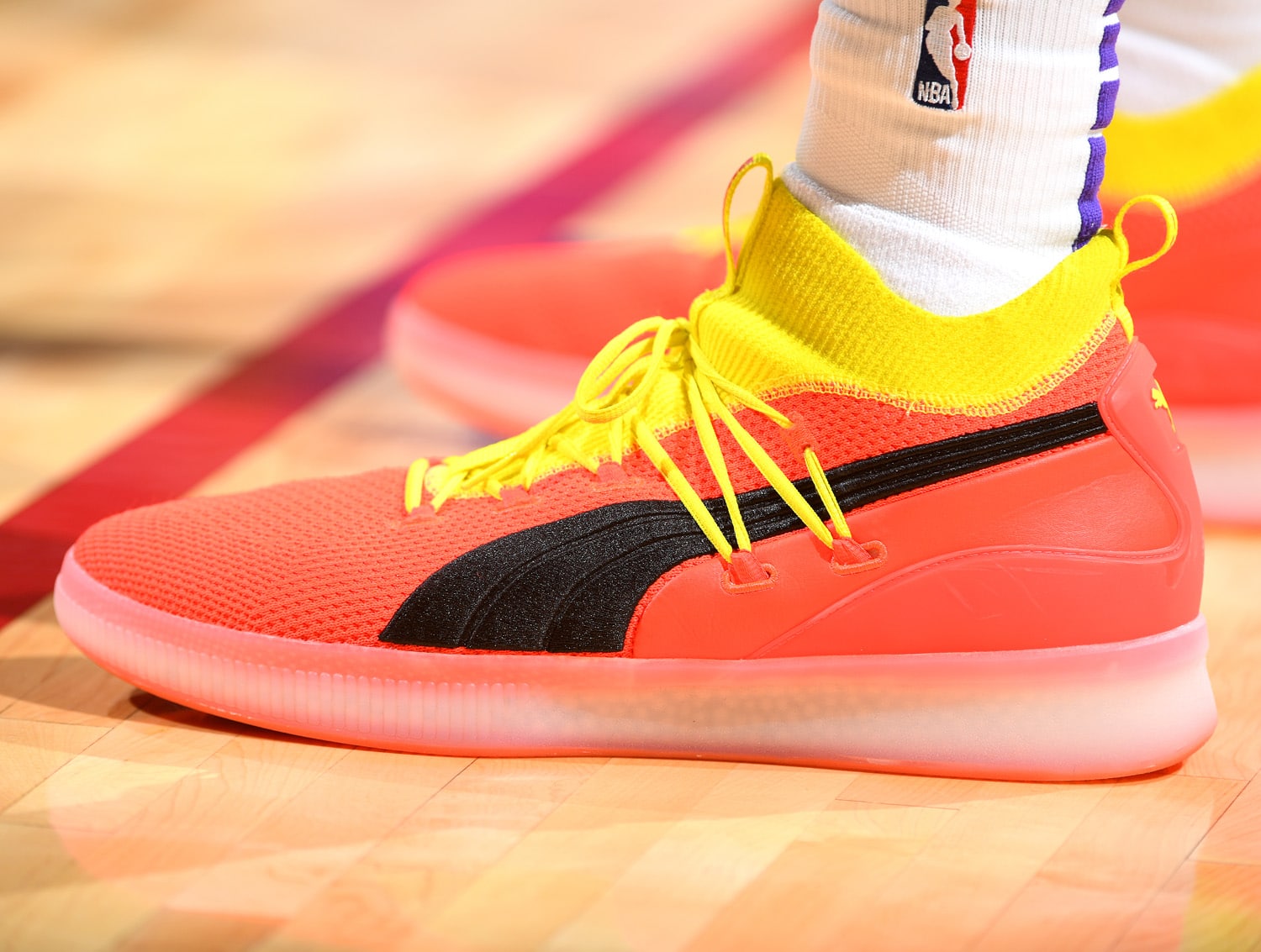 彪马FUTURE7内马尔专属配色,彪马篮球鞋最新配色