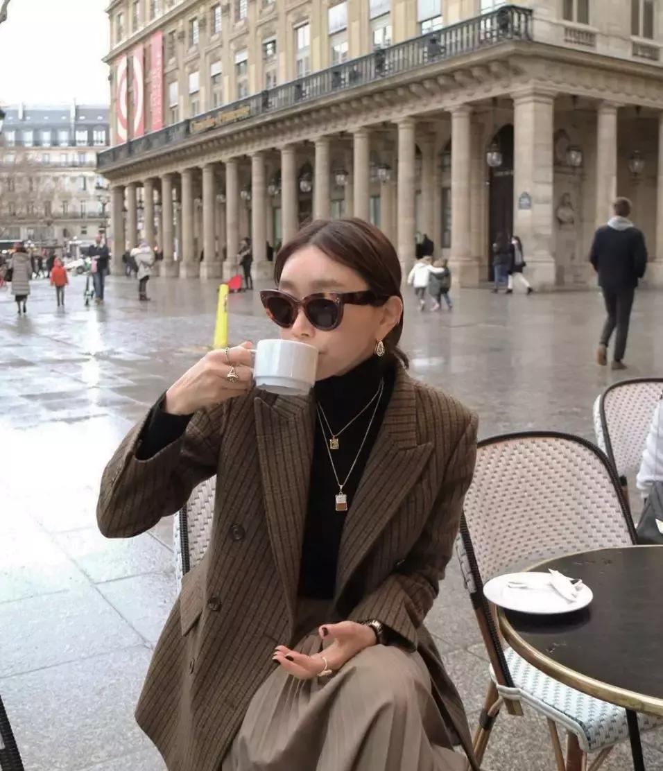 什么牌子的耳环好看又便宜,十大轻奢品牌耳环