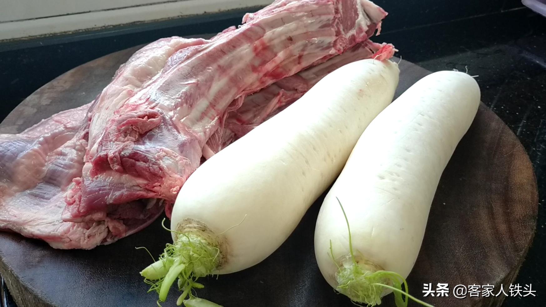 冬天的羊肉怎么样烧才好吃,天冷了炖点羊肉最正宗的做法