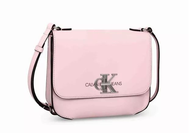 鞋王百丽的数字化转型历程,一代鞋王百丽