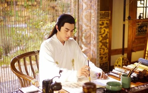 可怜玉树庭花后,又向江都月下闻,欧阳修这两句诗有什么深意?