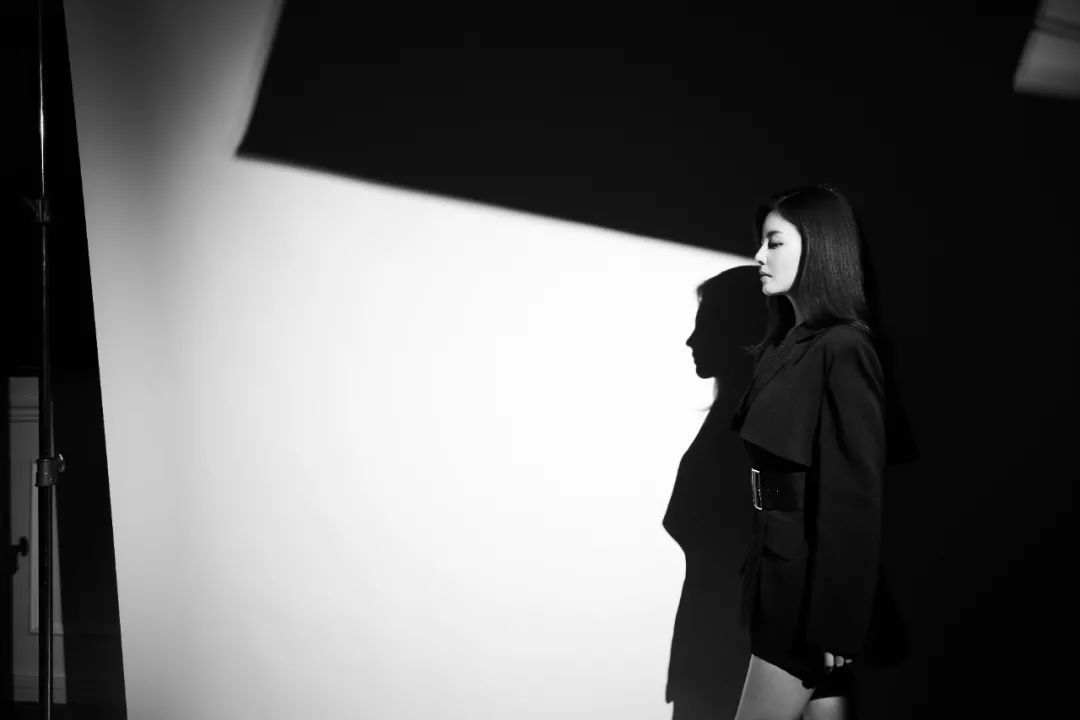 张雨绮:过河入林