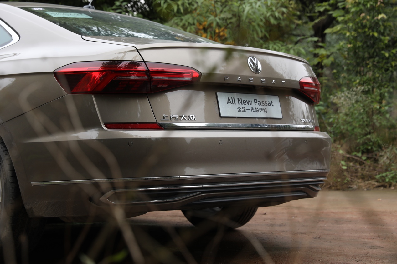 帕萨特380tsi旗舰版试驾,帕萨特380tsi试驾