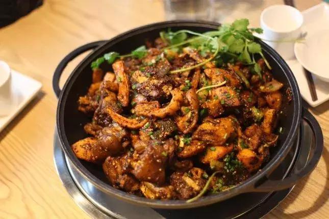 沙坪坝夏季小吃探店推荐,沙坪坝老字号美食推荐电话