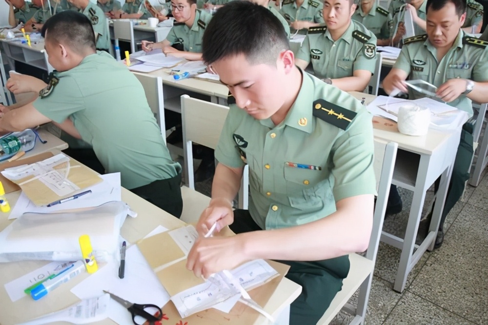 在读大学生参军入伍保留学籍几年,在读大学生参军入伍好吗