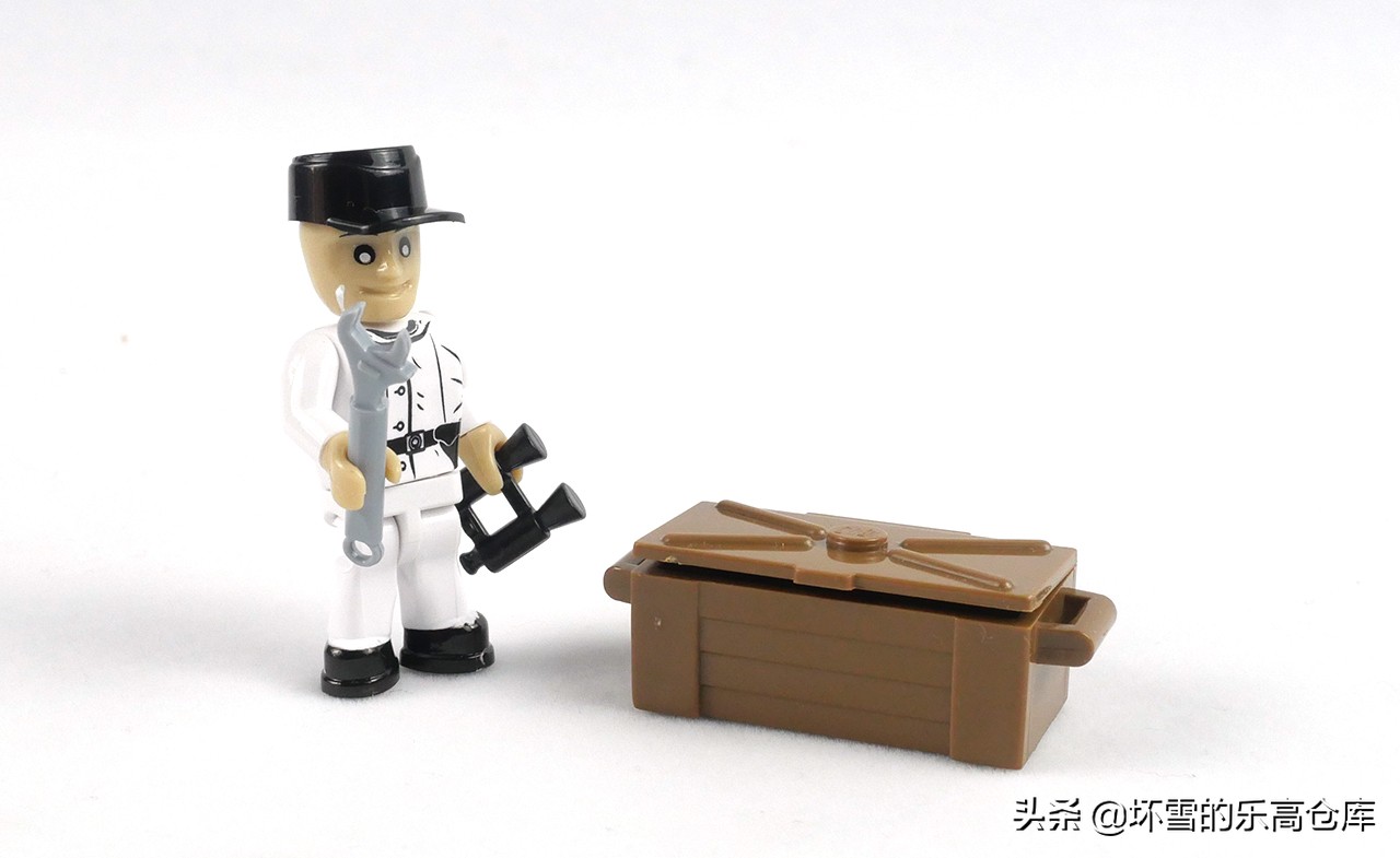 cobi积木虎式坦克拼装视频,cobi积木雪地豹式坦克