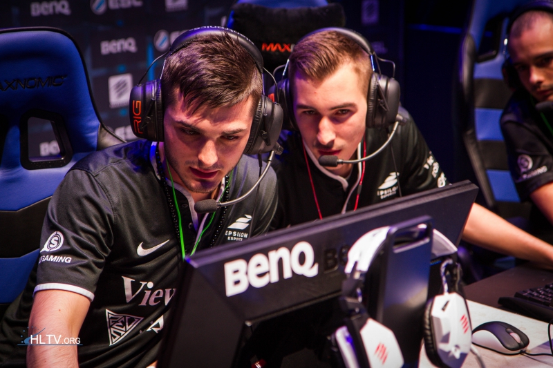 csgo宙斯经典名场面,csgo宙斯退役视频