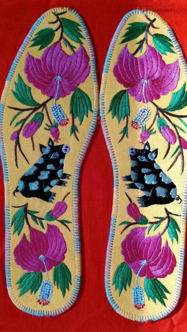 纯手工鞋垫又好学又简单又好看,简单的一针一线纯手工的鞋垫