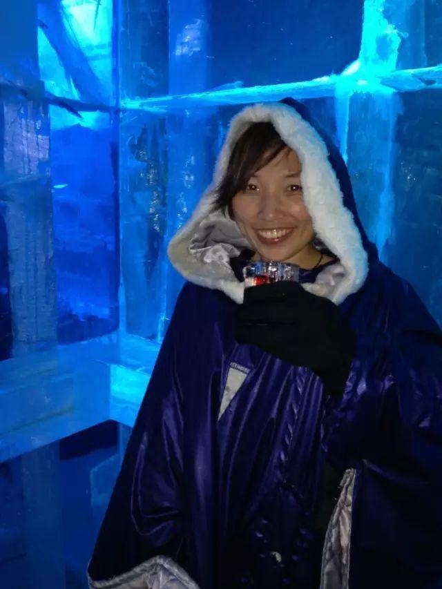 深夜除了晒烤串，还能晒太阳