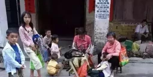 罗定农村人山人海,罗定人山人海