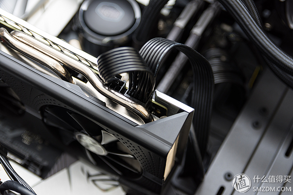 蓝宝石amdrx5804g,amd蓝宝石rx580多少w