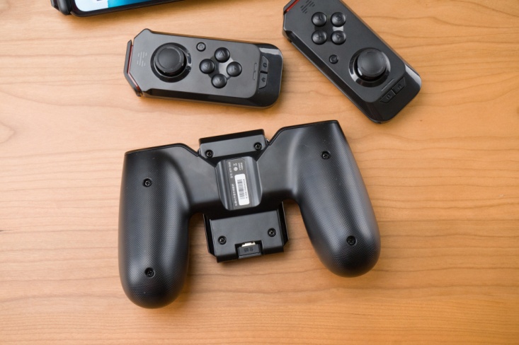 手柄用户欺负普通玩家?用北通H2打和平精英,还有超多游戏演示