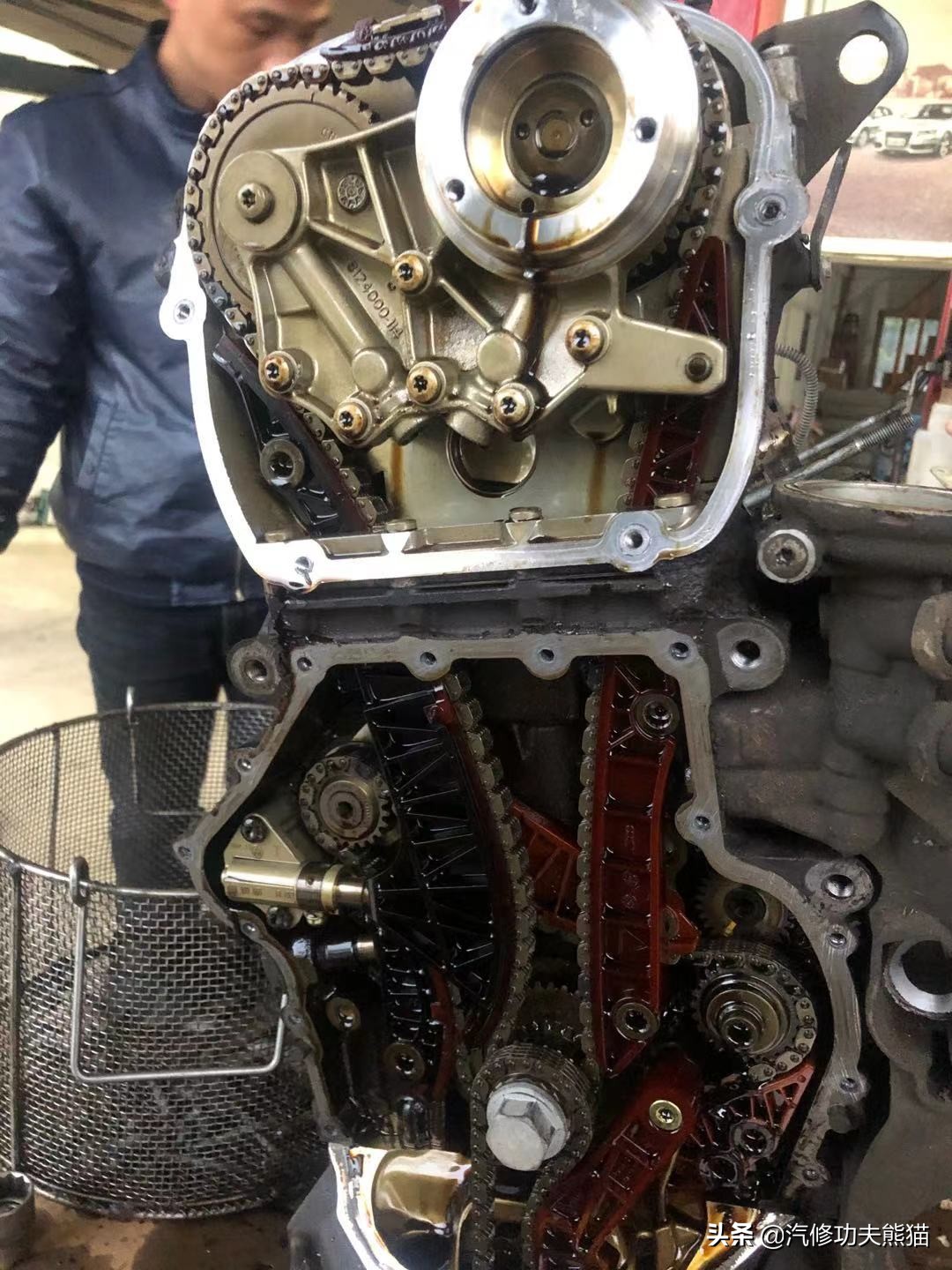 上海大众SUV销量王途观烧机油、漏机油被人乱修一通差点搞报废