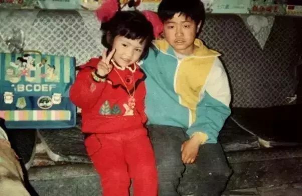 本溪人小时候穿过的爆款，太时髦了！你穿过几件？