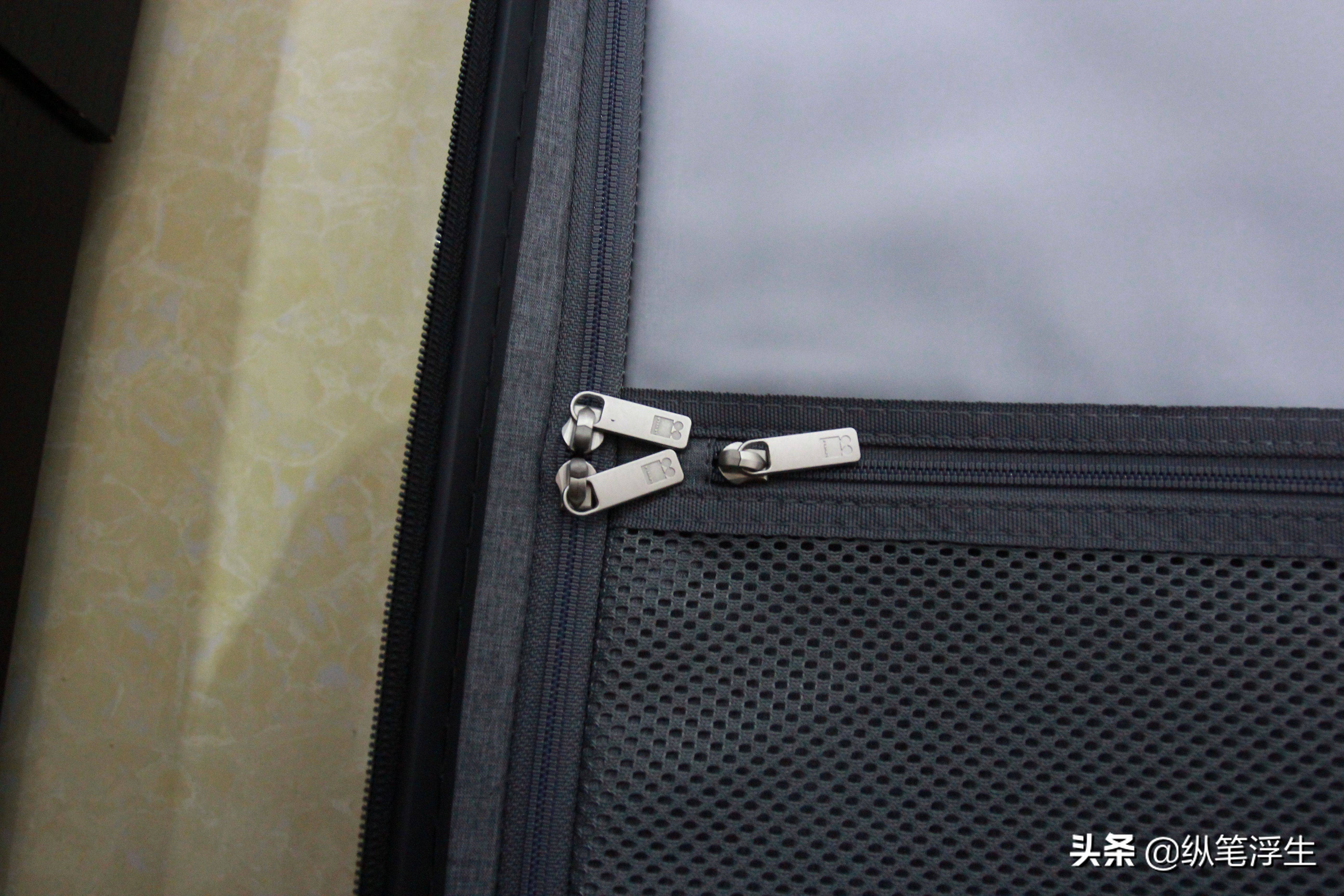 旅行箱爆款地平线8号,超大容量旅行箱100寸