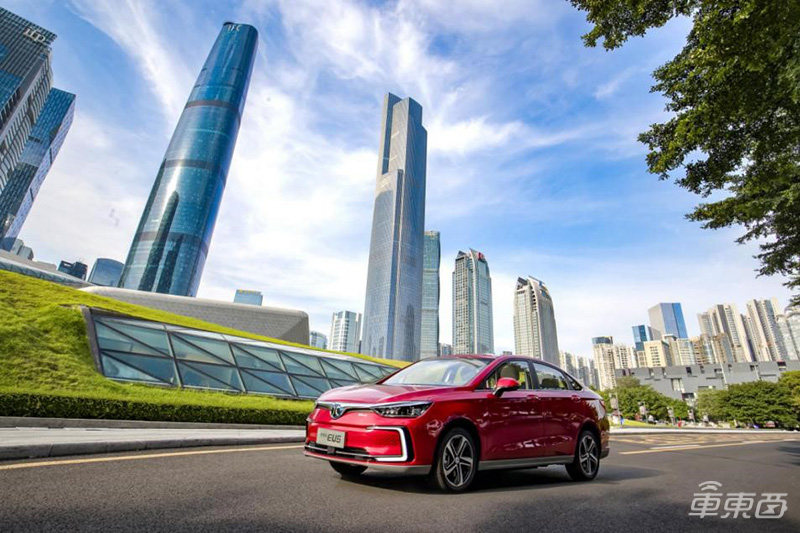 北汽和比亚迪新能源汽车怎么选,广汽比亚迪北汽怎么选