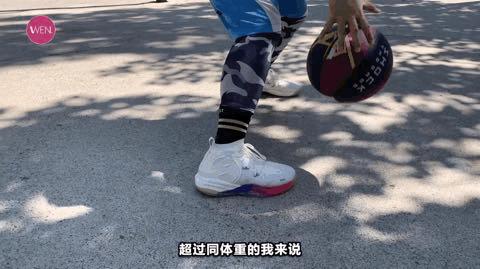 五百块钱值得买李宁篮球鞋吗,可以媲美霍华德3的球鞋