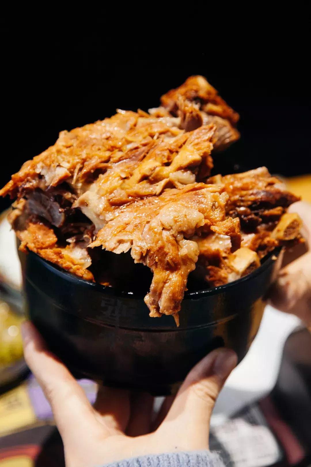 京城天“犟”红包雨