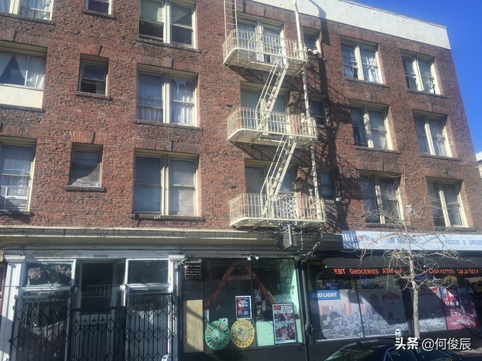 走街窜巷中的走是啥意思,走街窜巷探店