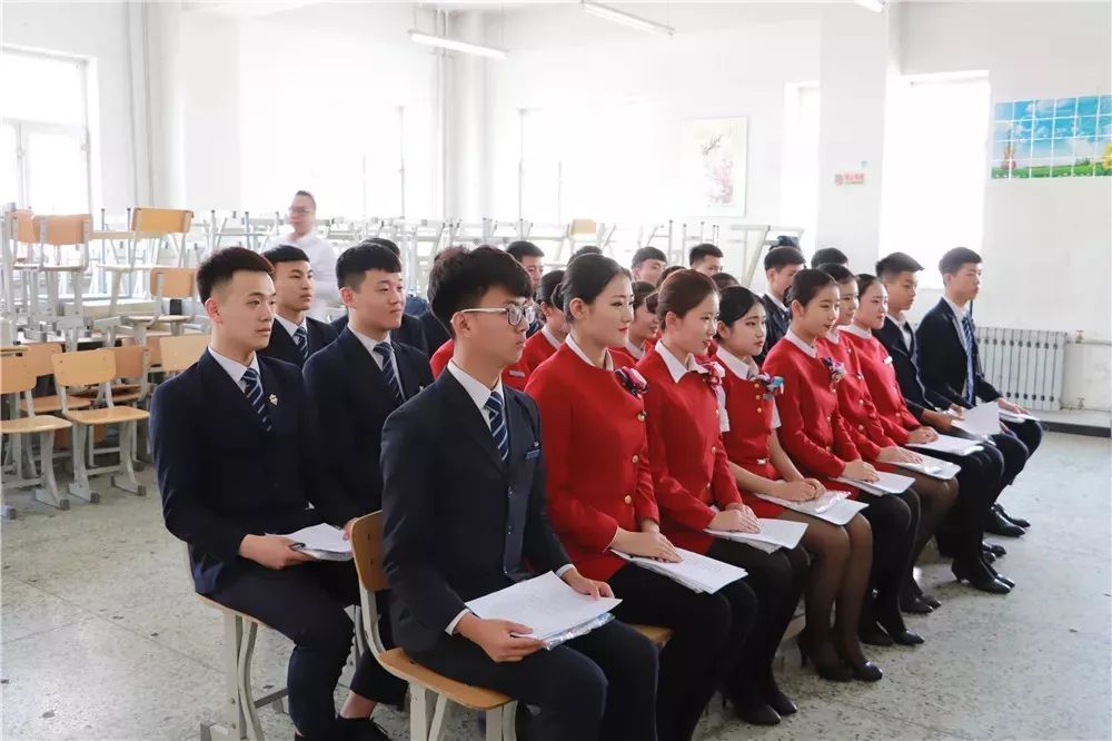 哈尔滨正德学校招初中生吗,哈尔滨正德技术学校招生