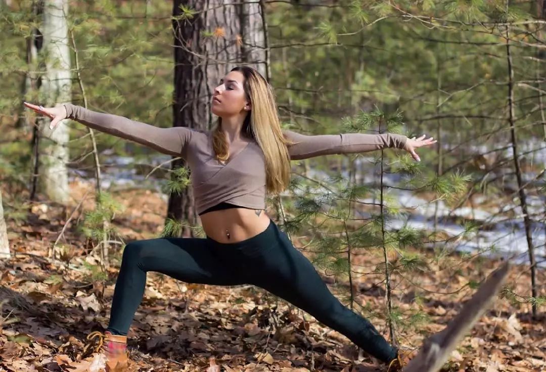 冬天手脚冰凉瑜伽动作,冬日手脚冰凉瑜伽