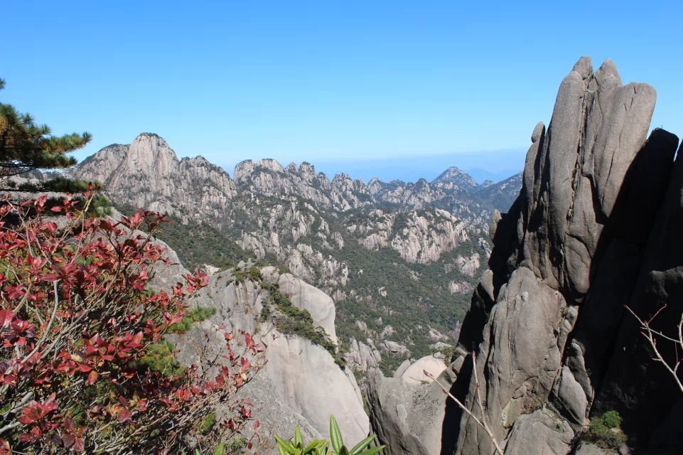 赛科龙250踏板19款rt3实测,赛科龙rt3智慧版250踏板摩托车